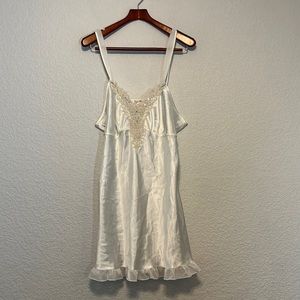 Linea Donatella Ivory Embellished Nightgown